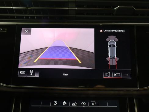 Used 2019 Audi Q8 Premium Plus w/ Premium Plus image 49