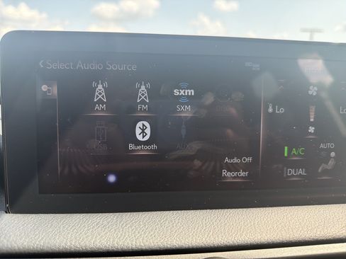 Used 2025 Lexus IS 500 w/ F-Sport Performance RWD image 22