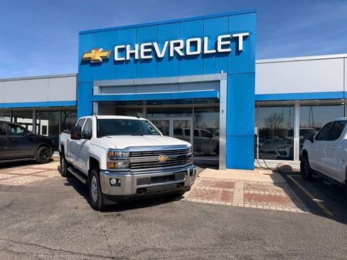Used 2016 Chevrolet Silverado 2500 LT w/ LT Convenience Package image 1