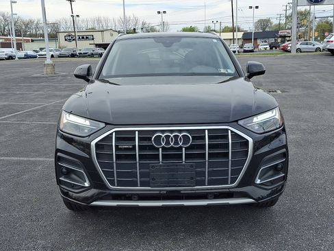 Used 2023 Audi Q5 2.0T Premium w/ Convenience Package image 2