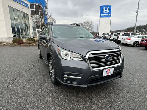 Used 2021 Subaru Ascent Limited w/ Popular Package #4 image 2