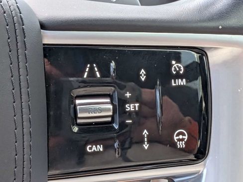 Used 2023 Land Rover Range Rover SE AWD/4WD image 33