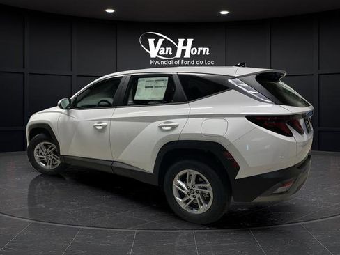 New 2026 Hyundai Tucson SE image 3