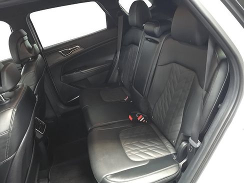 Used 2023 Kia Sportage X-Line AWD/4WD image 30