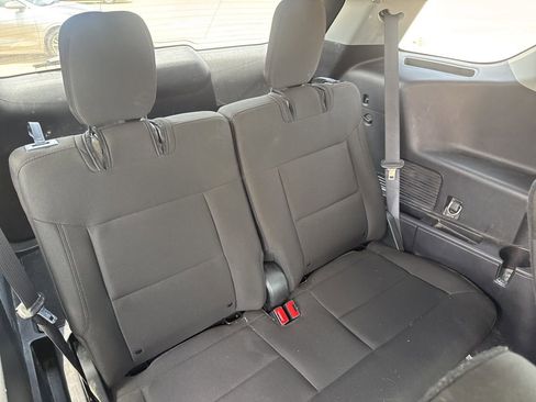 Used 2022 Ford Explorer XLT RWD image 37