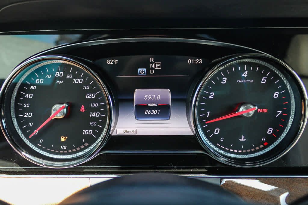 Used 2018 Mercedes-Benz E 300 image 24