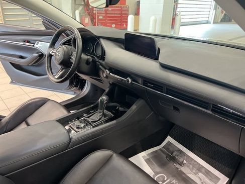 Used 2022 MAZDA MAZDA3 s FWD image 23