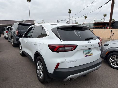 Used 2024 Ford Escape Active image 5