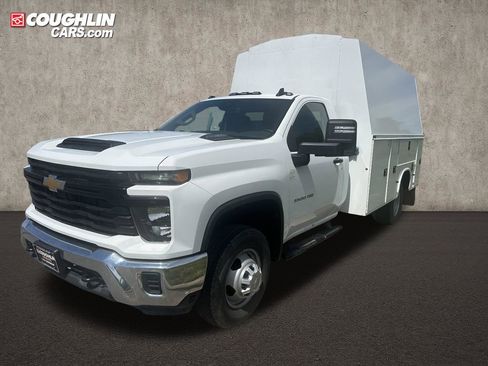 Used 2025 Chevrolet Silverado 3500 W/T w/ WT Convenience Package AWD/4WD image 5