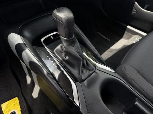 Used 2024 Toyota Corolla LE FWD image 17
