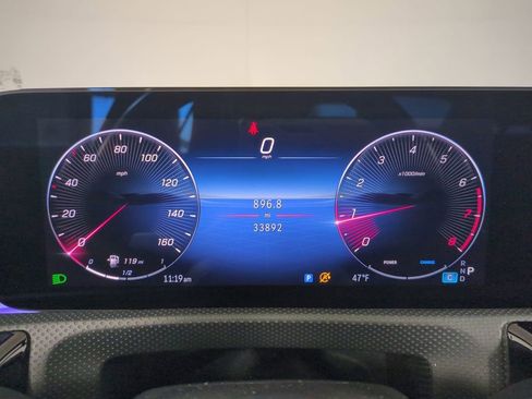 Used 2025 Mercedes-Benz CLA 250 image 31