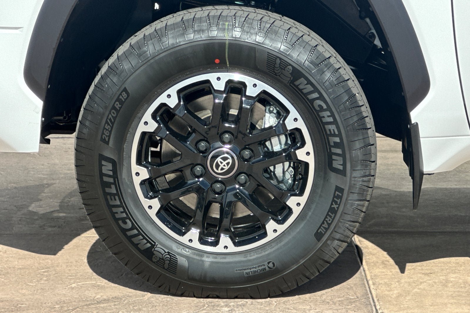 New 2026 Toyota Tundra SR5 w/ TRD Off-Road Package AWD/4WD image 30