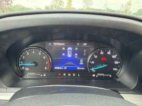 Used 2023 Ford Explorer XLT w/ Equipment Group 202A AWD/4WD image 49