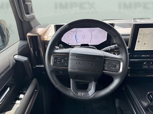 Used 2025 GMC Hummer EV 3X AWD/4WD image 29