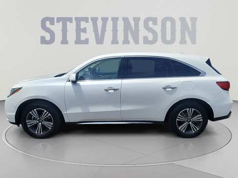 Used 2017 Acura MDX SH-AWD image 2
