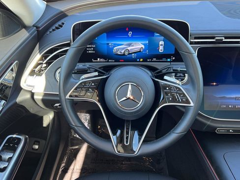 Used 2025 Mercedes-Benz E 350 Sedan image 24