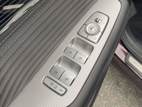 Used 2024 Hyundai Palisade Calligraphy image 20