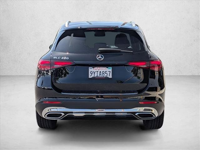 Used 2026 Mercedes-Benz GLC 300 image 7