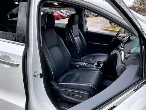 Used 2023 Honda Odyssey Elite image 8