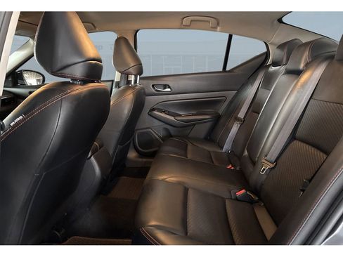 Used 2023 Nissan Altima 2.5 SR image 14