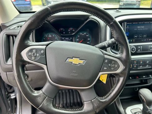 Used 2022 Chevrolet Colorado LT w/ Fleet Safety Package image 16