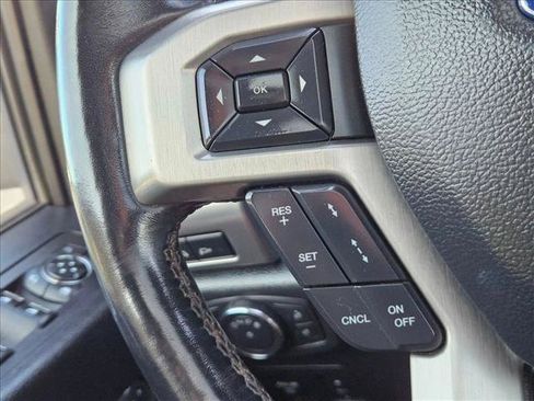 Used 2018 Ford F150 Platinum w/ Equipment Group 701A Luxury AWD/4WD image 24