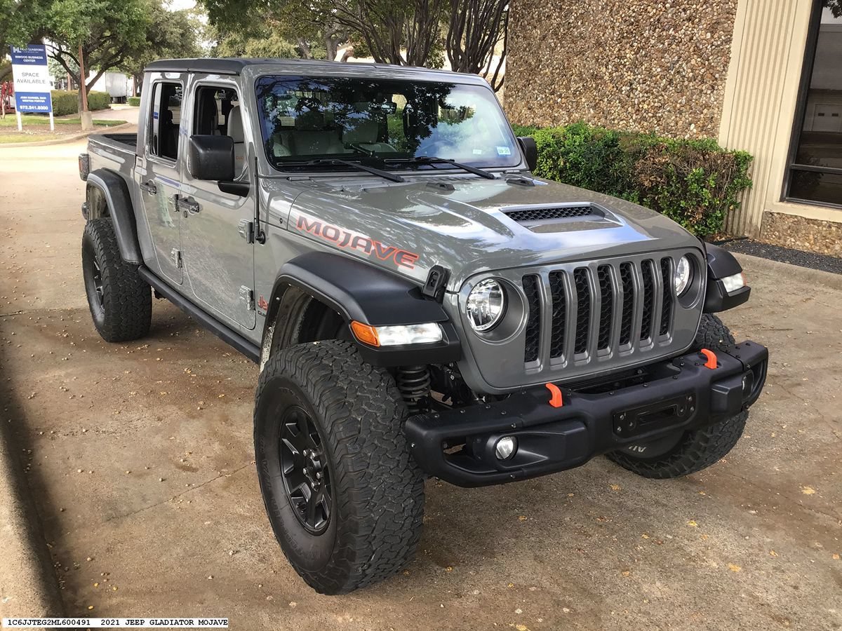 Used 2021 Jeep Gladiator Mojave AWD/4WD image 4