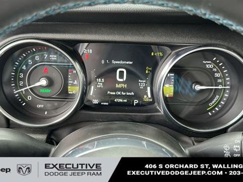 Used 2022 Jeep Wrangler Unlimited Rubicon 4xe image 15