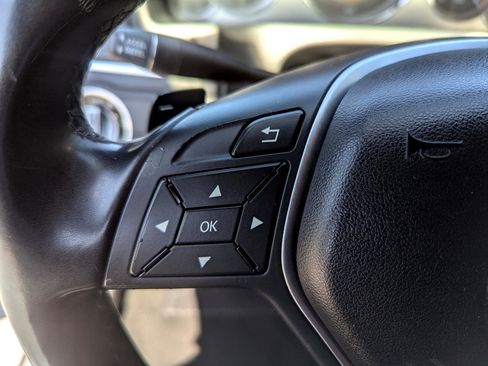 Used 2012 Mercedes-Benz E 350 Cabriolet image 16