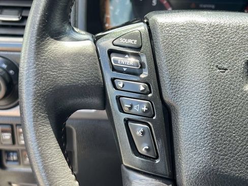 Used 2024 Nissan Titan PRO-4X w/ Pro-4x Convenience Package AWD/4WD image 24