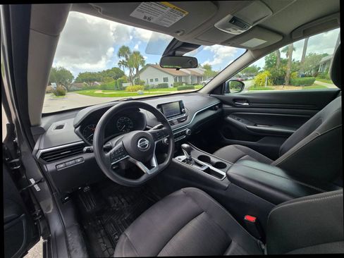 Used 2021 Nissan Altima 2.5 S w/ Driver Assist Package FWD image 21