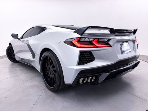Used 2020 Chevrolet Corvette Stingray Preferred Cpe w/ 2LT Preferred Equipment Group RWD image 2