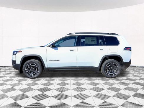 New 2026 Jeep Cherokee Laredo image 8
