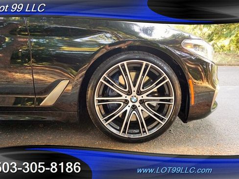 Used 2018 BMW M550i xDrive w/ Driving Assistance Package AWD/4WD image 35