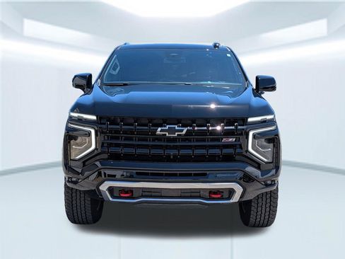 Used 2026 Chevrolet Tahoe Z71 w/ Comfort Package AWD/4WD image 11