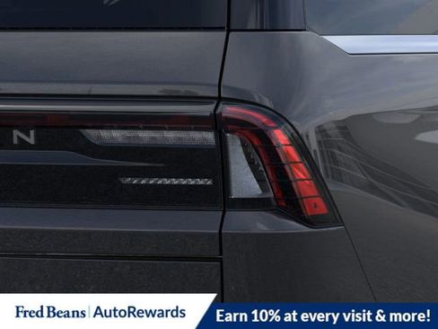 New 2026 Lincoln Navigator L Black Label AWD/4WD image 22