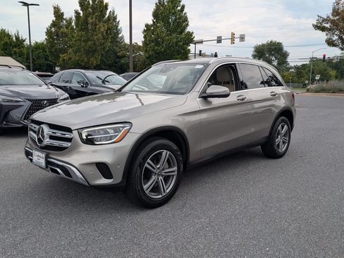 Used 2021 Mercedes-Benz GLC 300 4MATIC image 7