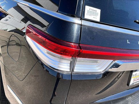 Used 2024 Lincoln Navigator Premiere image 23