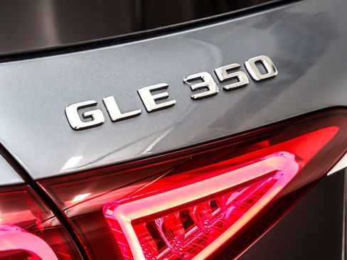 Certified 2022 Mercedes-Benz GLE 350 image 11