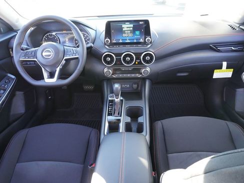 Certified 2025 Nissan Sentra SR image 11