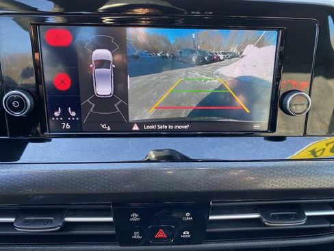 Used 2024 Volkswagen GTI S image 9