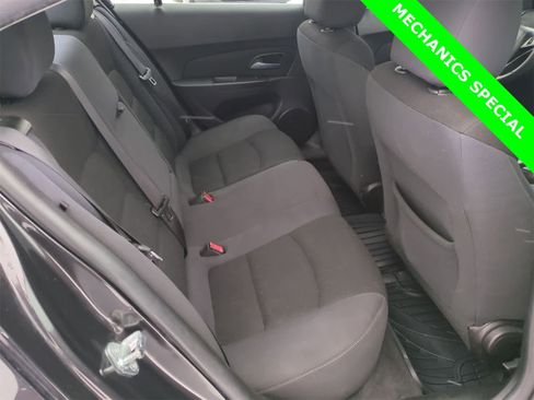 Used 2016 Chevrolet Cruze LT image 19