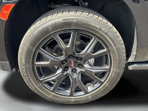 Used 2021 GMC Yukon Denali w/ Denali Ultimate Package AWD/4WD image 20