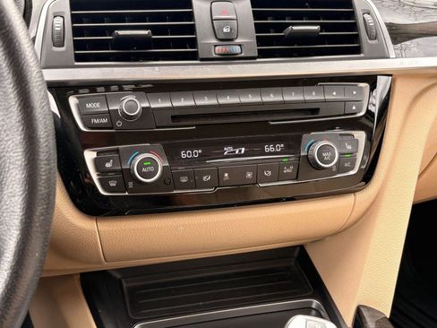 Used 2017 BMW 320i Sedan image 31