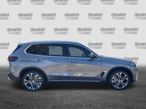 Used 2026 BMW X5 xDrive50e AWD/4WD image 10