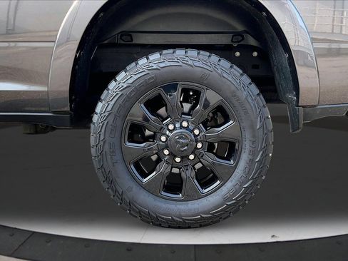 Certified 2024 RAM 2500 Limited AWD/4WD image 38