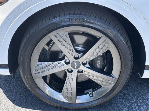 Used 2024 Genesis GV70 3.5T Sport w/ Sport Advanced Package image 11