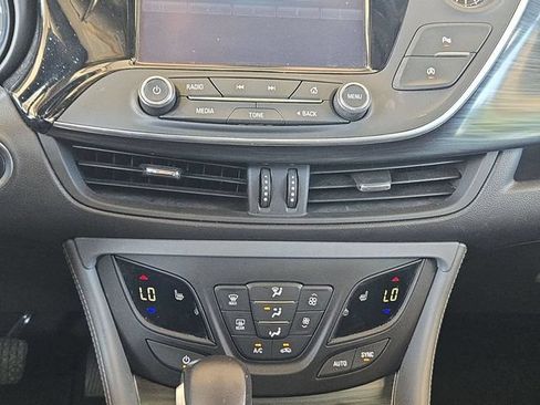 Used 2020 Buick Envision Essence FWD image 19