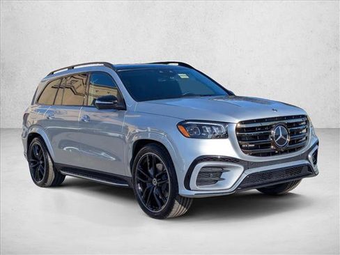 New 2026 Mercedes-Benz GLS 580 4MATIC image 5