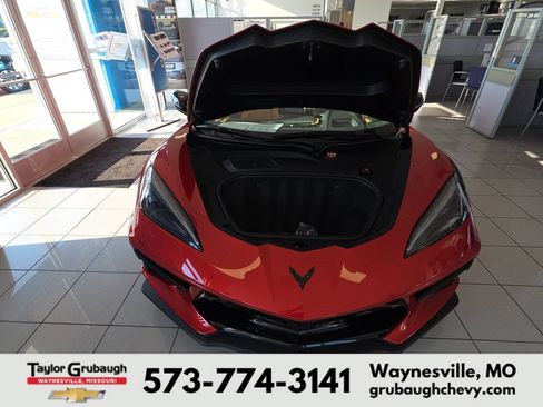 Used 2025 Chevrolet Corvette Stingray Preferred Cpe w/ Z51 Performance Package RWD image 27